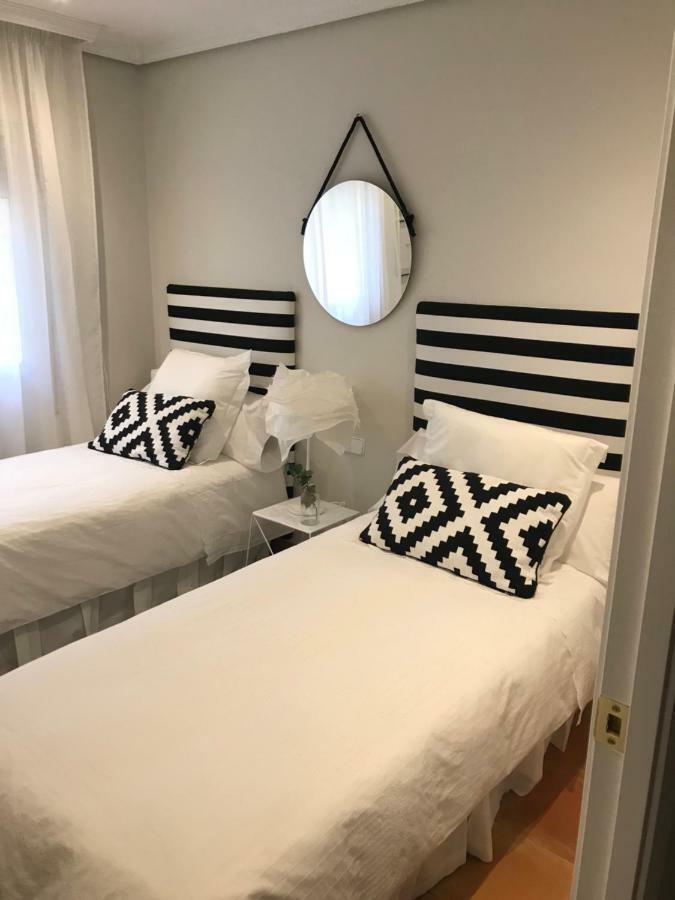 Apartamento Las Doblas , Parking Gratis コルドバ エクステリア 写真