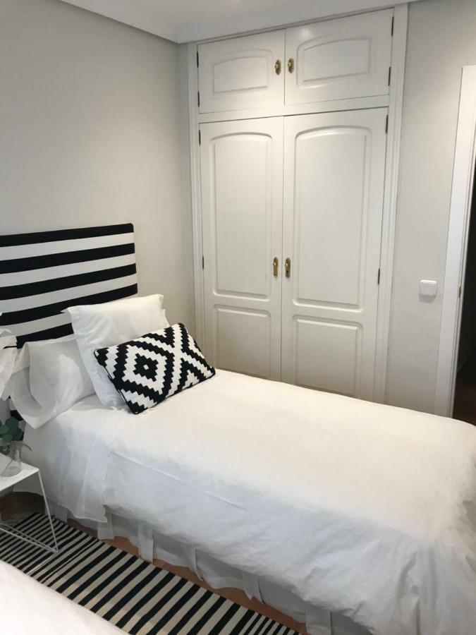 Apartamento Las Doblas , Parking Gratis コルドバ エクステリア 写真