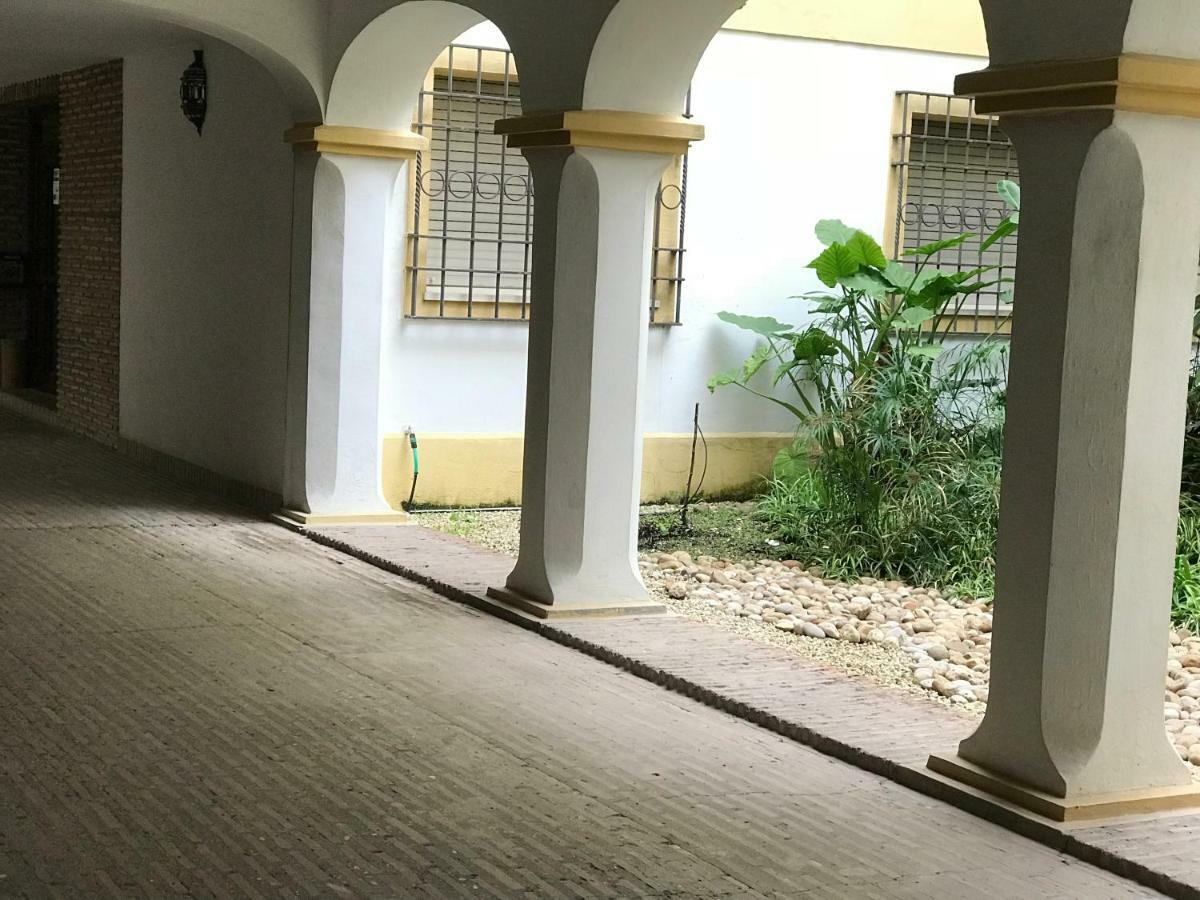 Apartamento Las Doblas , Parking Gratis コルドバ エクステリア 写真